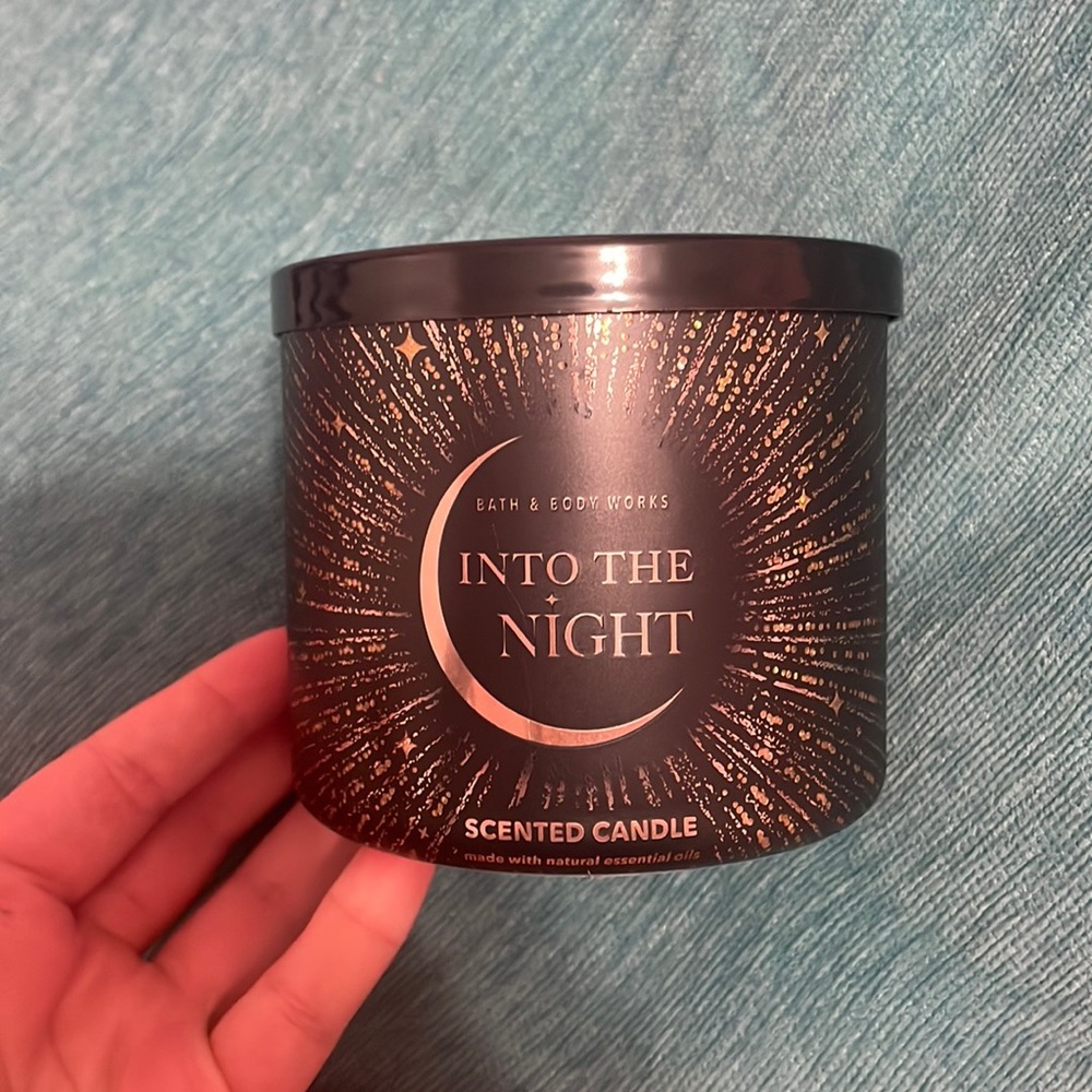 Bath and body works candle